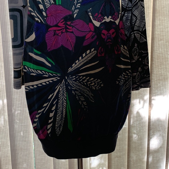 Desigual mini dress with long sleeves. - Picture 6 of 12